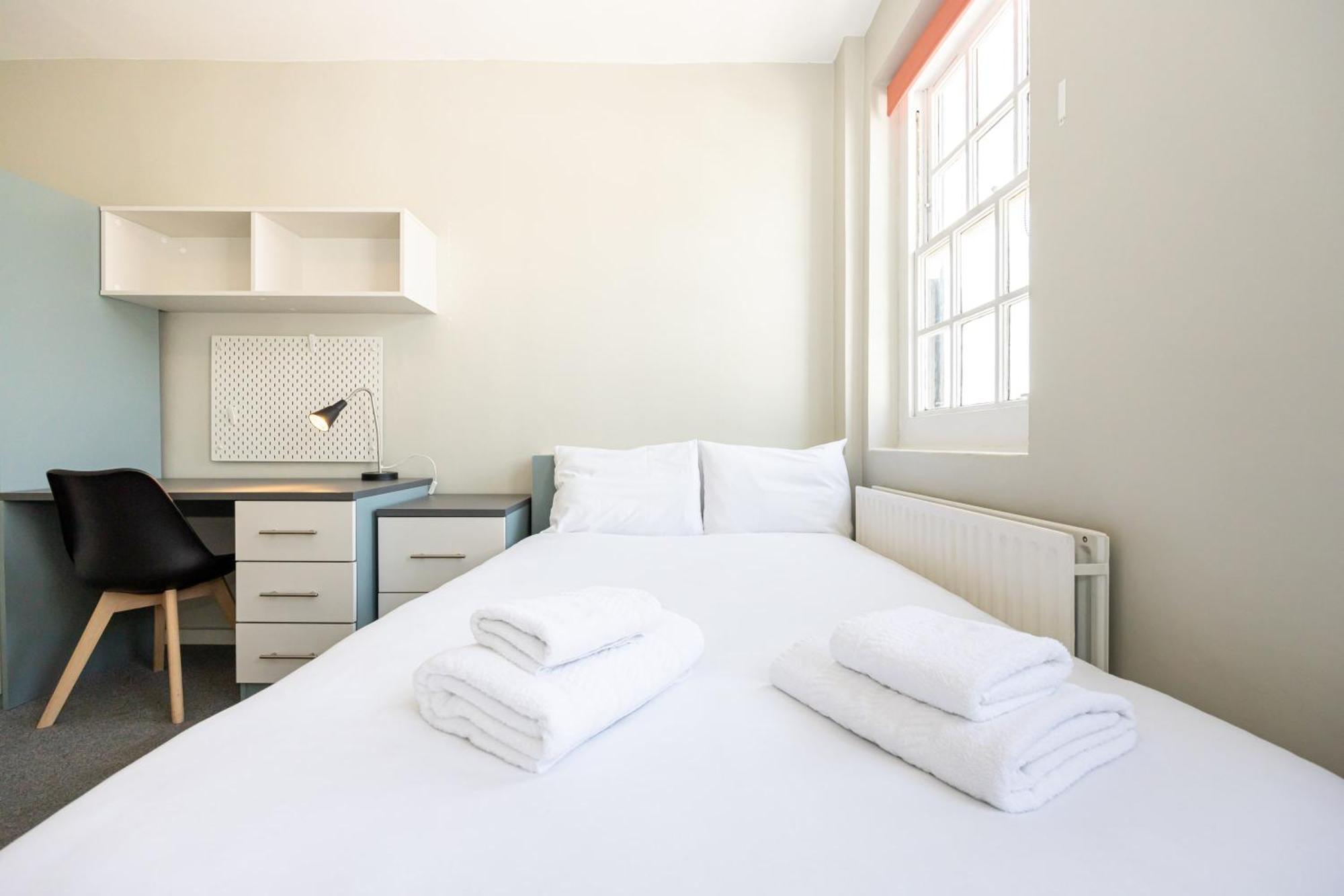 Spacious Room With Shared Facilities Londres Exterior foto