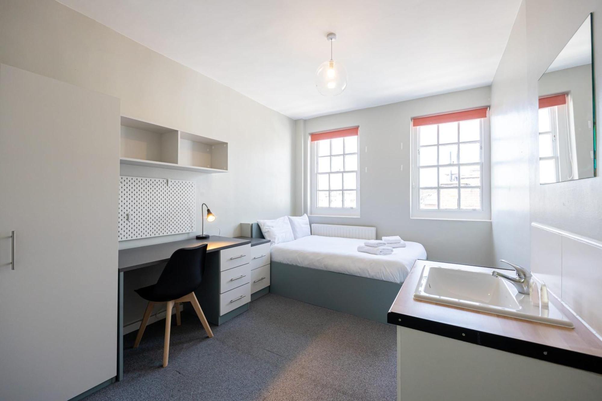 Spacious Room With Shared Facilities Londres Exterior foto